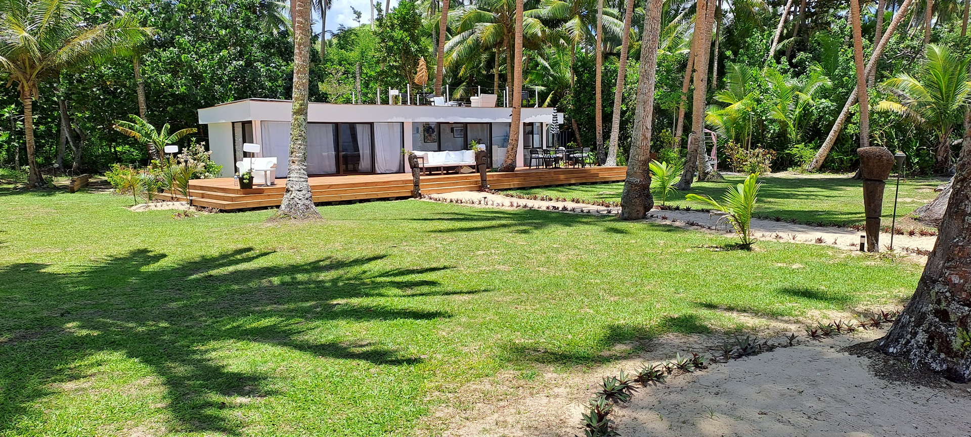 Beach house Savusavu-Fiji